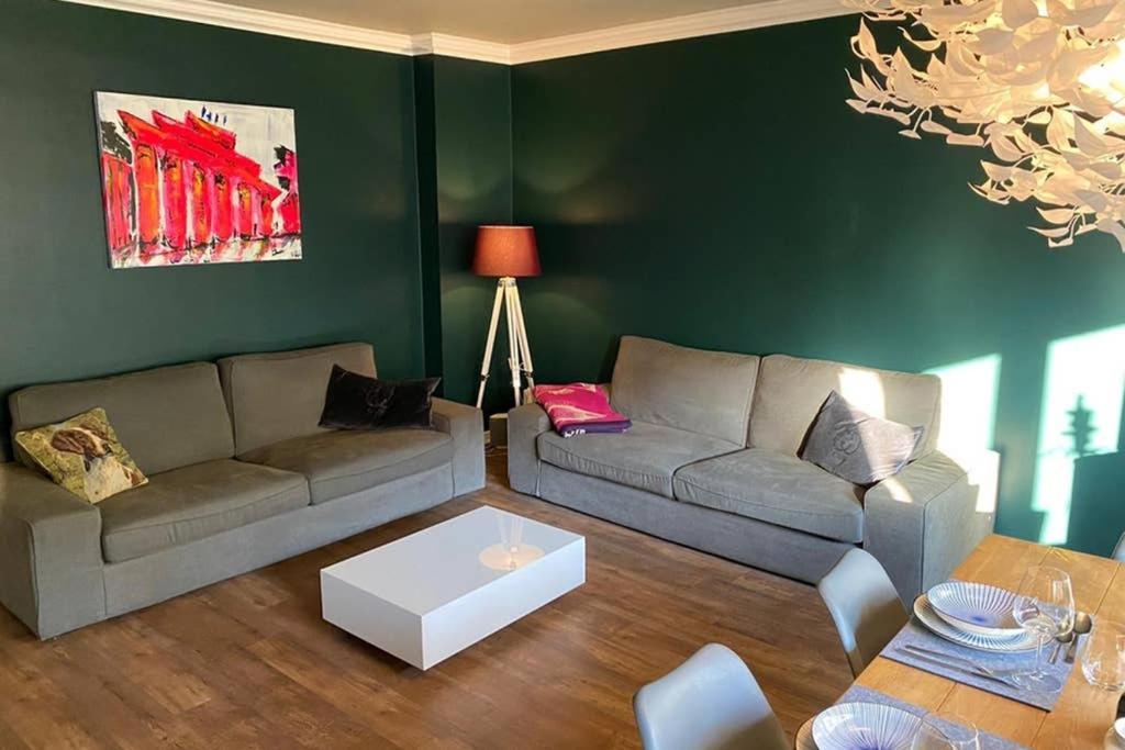 Foerdestyle, Stilvolle Wohnung In Zentraler Lage Kiel Exterior photo